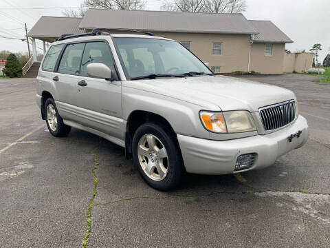 2001 Subaru Forester for sale at TRAVIS AUTOMOTIVE in Corryton TN