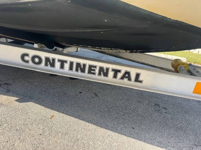 2018 Hurricane Fundeck FD196F deck