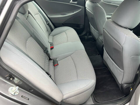 2011 Hyundai Sonata GLS