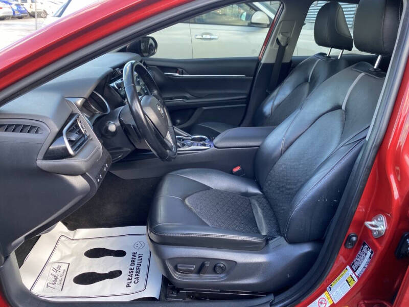 2019 Toyota Camry XSE