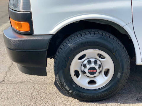 2022 GMC Savana 2500