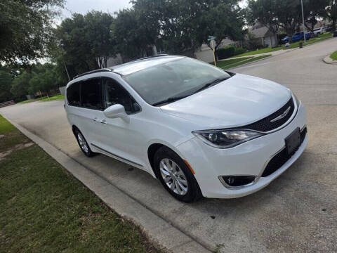 2019 Chrysler Pacifica Touring L