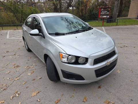 2016 Chevrolet Sonic LT Auto