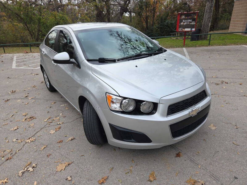 2016 Chevrolet Sonic LT Auto