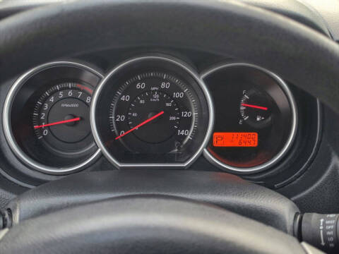 2011 Nissan Versa 1.8 S
