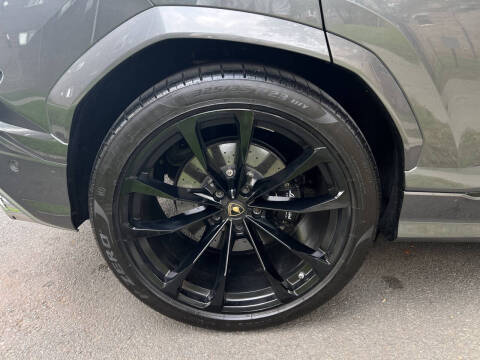 2019 Lamborghini Urus