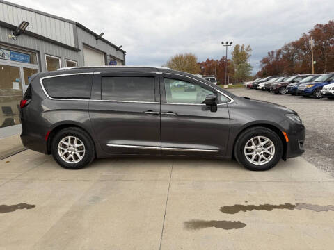 2020 Chrysler Pacifica Touring L