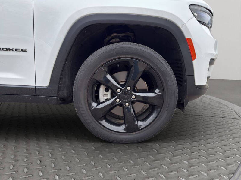 2022 Jeep Grand Cherokee L Laredo