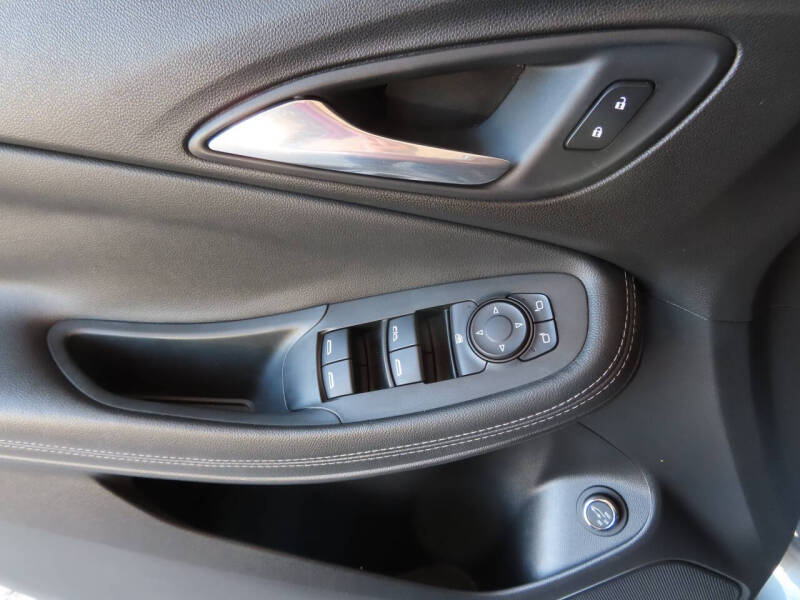 2020 Buick Encore GX Select