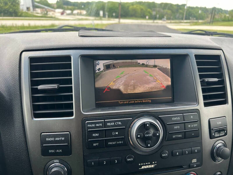 2012 Nissan Armada SV