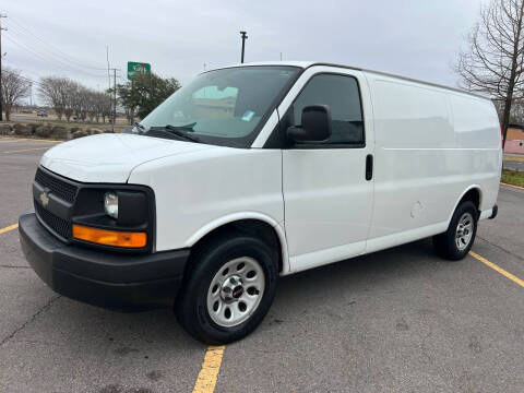 2013 Chevrolet Express for sale at SPEEDWAY MOTORS in Alexandria LA