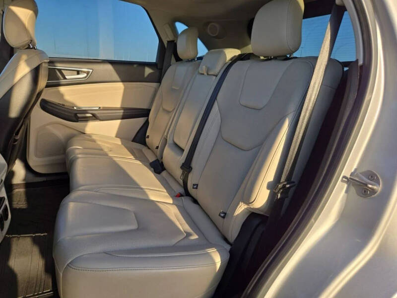2016 Ford Edge Titanium