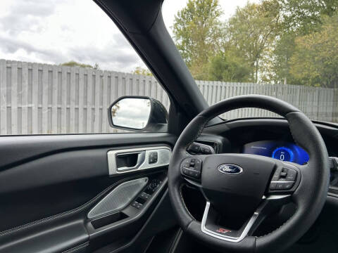 2020 Ford Explorer ST