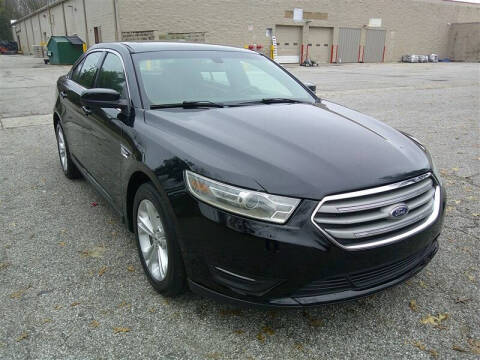 2018 Ford Taurus SEL