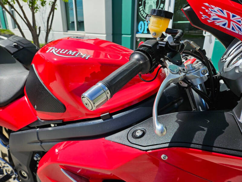 2008 Triumph Sprint ST
