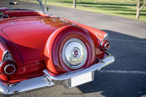 1956 Ford Thunderbird