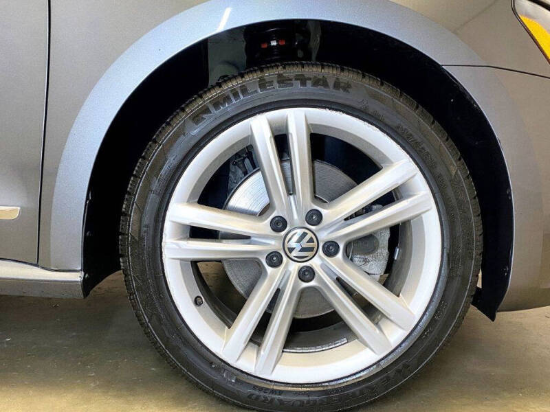 2014 Volkswagen Passat 2.0L TDI SEL Premium