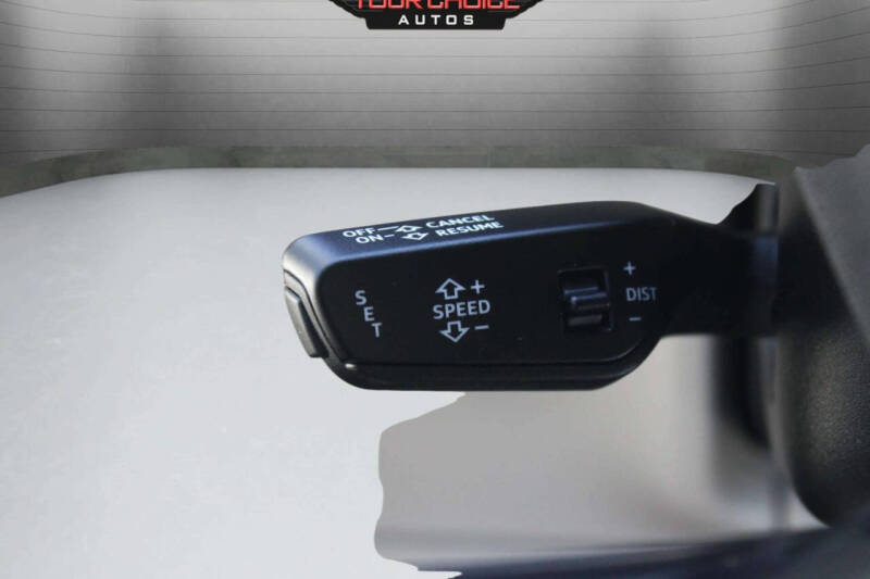 2019 Audi e-tron quattro Prestige