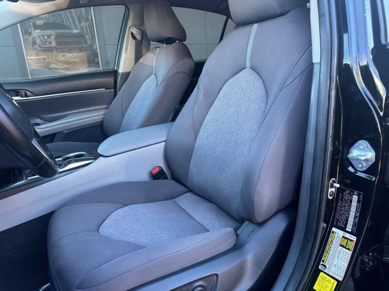 2023 Toyota Camry LE