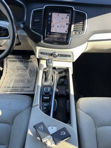 2018 Volvo XC90 T6 Momentum