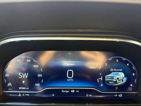 2024 Chevrolet Suburban LT