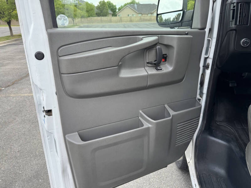 2014 Chevrolet Express LT 3500
