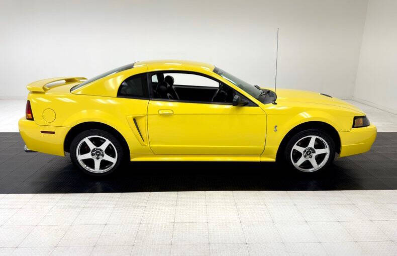 2001 Ford Mustang SVT Cobra