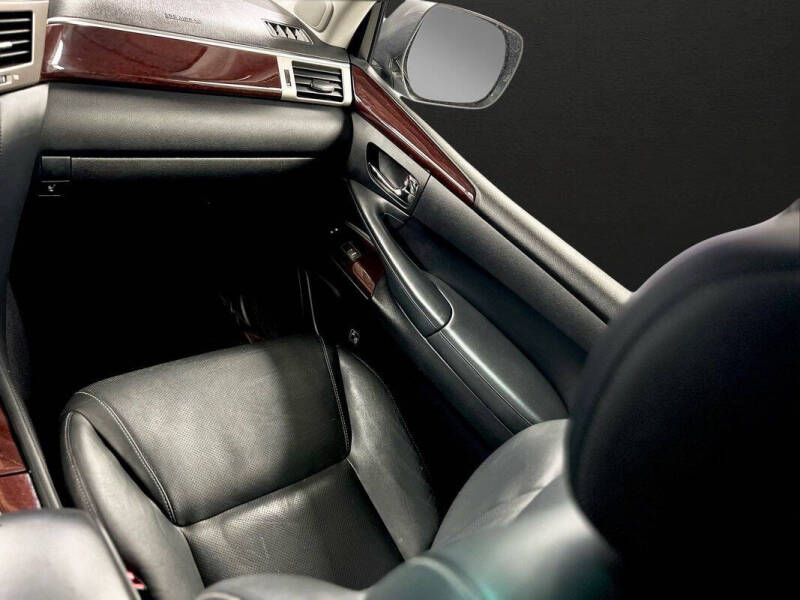 2015 Lexus LX 570