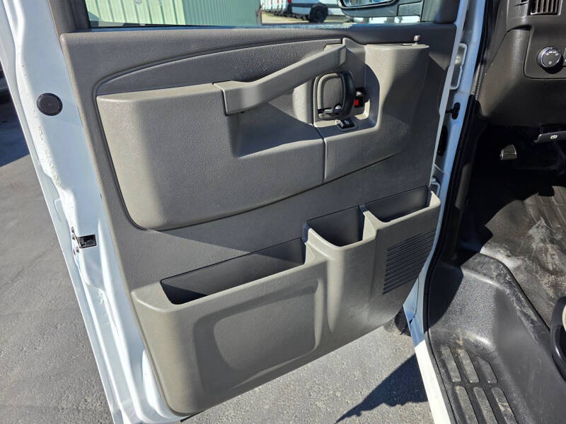 2021 Chevrolet Express 2500