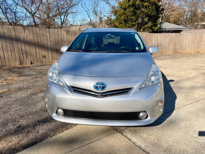 2012 Toyota Prius v Five