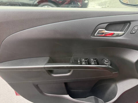 2015 Chevrolet Sonic RS Manual