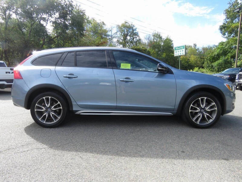 2018 Volvo V60 Cross Country T5 Premier