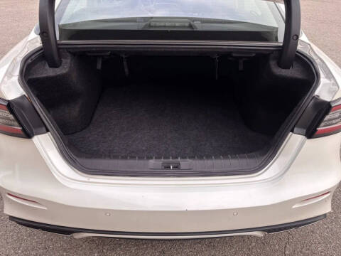 2023 Nissan Maxima 3.5 SV