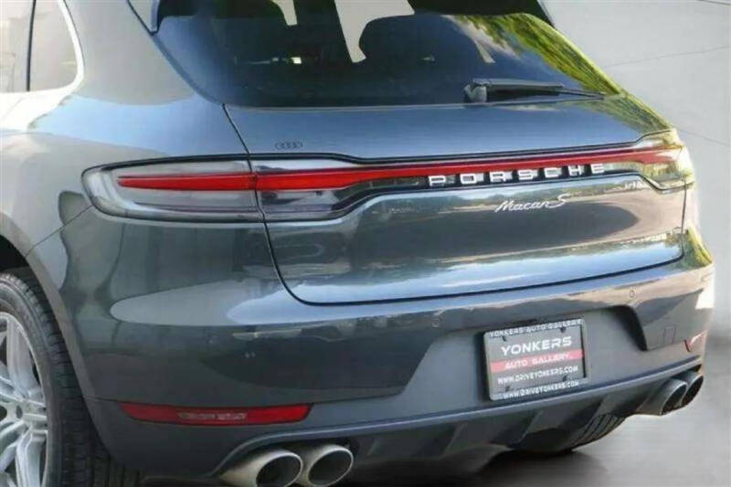 2021 Porsche Macan S