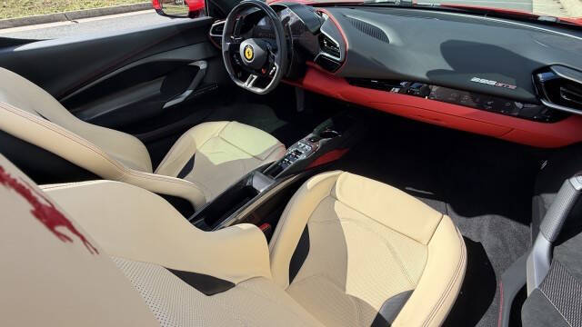 2024 Ferrari 296 GTS