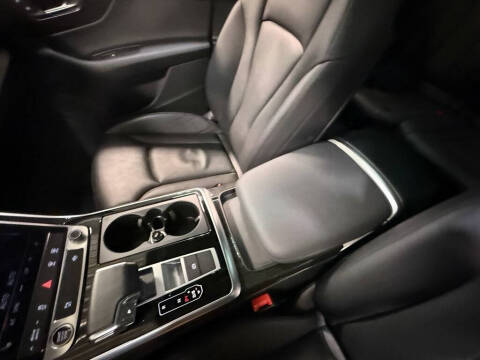 2023 Audi Q7 quattro Premium 45 TFSI