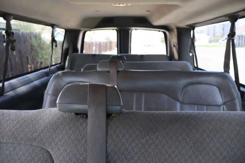2017 Chevrolet Express LT 3500