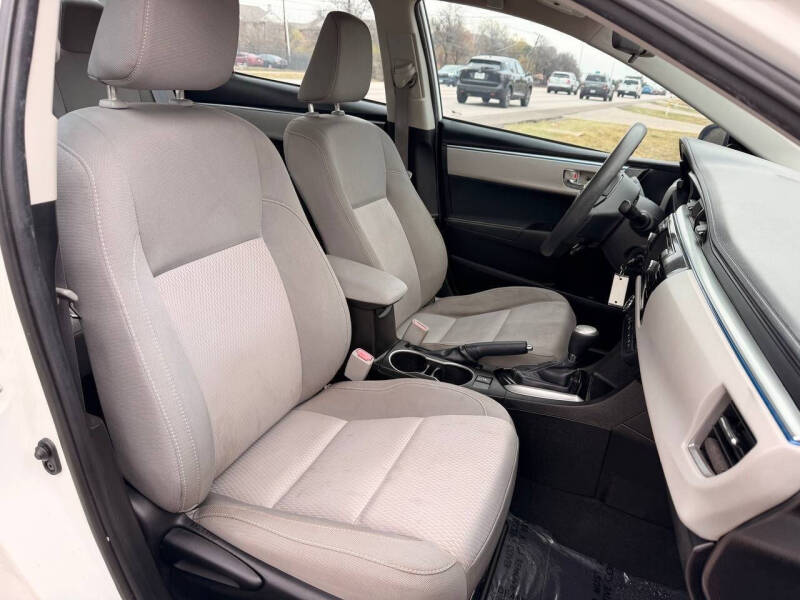 2015 Toyota Corolla LE