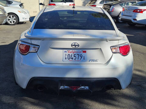 2013 Scion FR-S