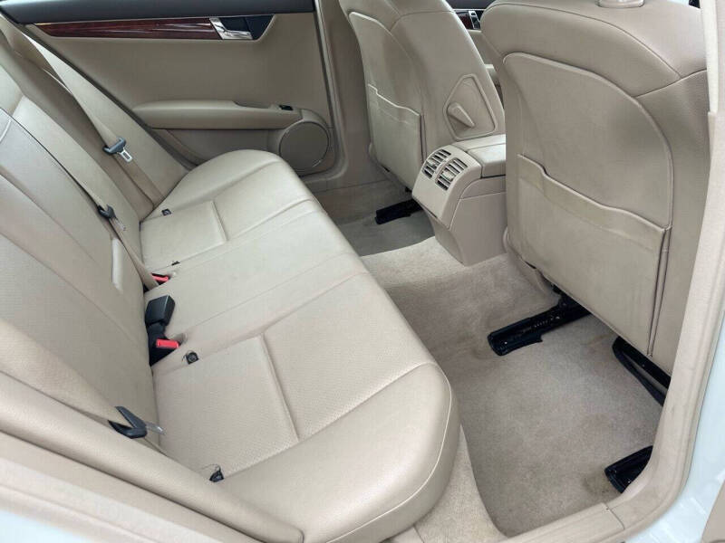 2011 Mercedes-Benz C-Class C 300 Sport 4MATIC