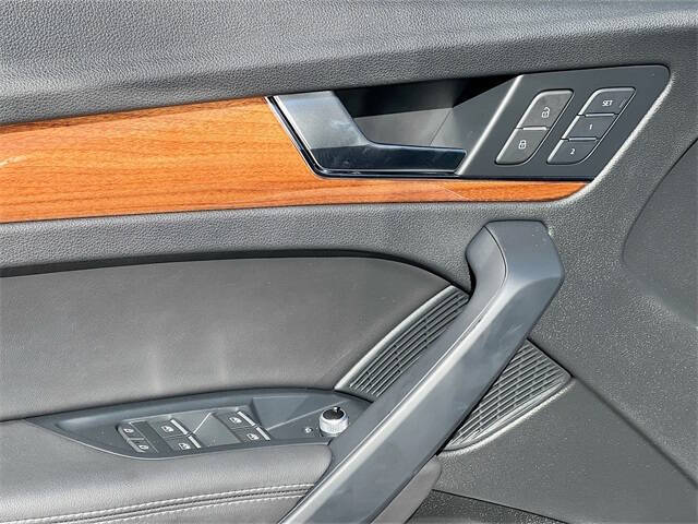 2021 Audi Q5 quattro Prestige 45 TFSI