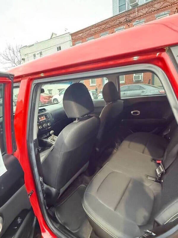 2014 Kia Soul +