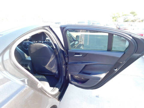 2017 Jaguar XE 25t Premium