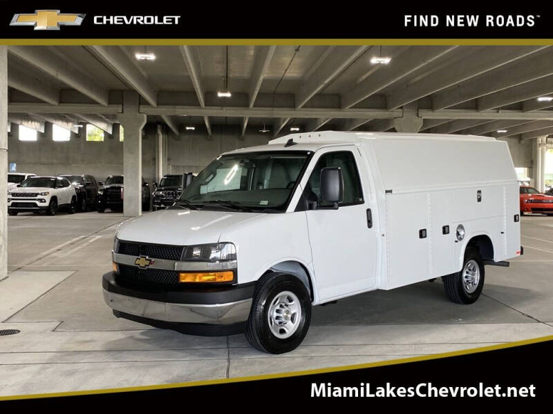 2022 Chevrolet Express Cutaway 3500