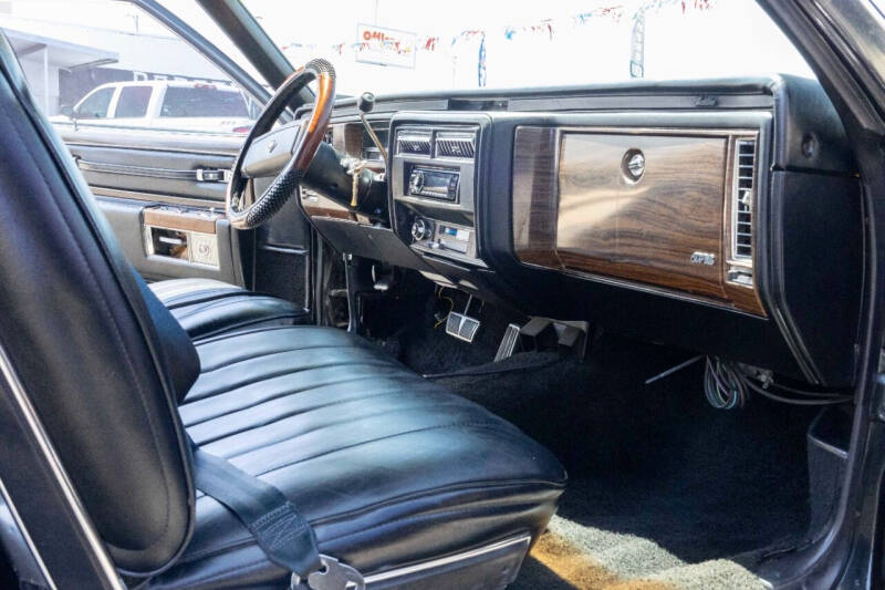 1977 Cadillac DeVille