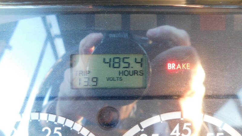 2013 Freightliner B2 Chassis