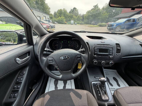 2017 Kia Forte5 LX