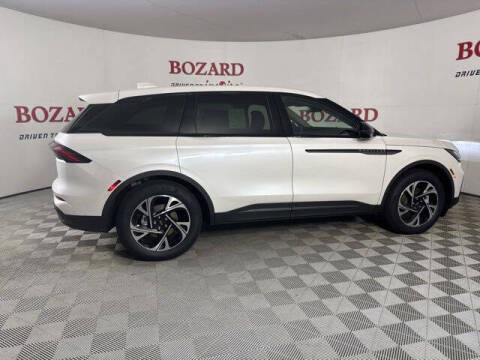 2025 Lincoln Nautilus Hybrid Premiere