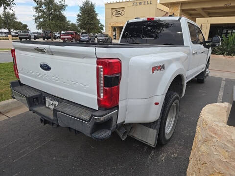 2023 Ford F-350 Super Duty Lariat