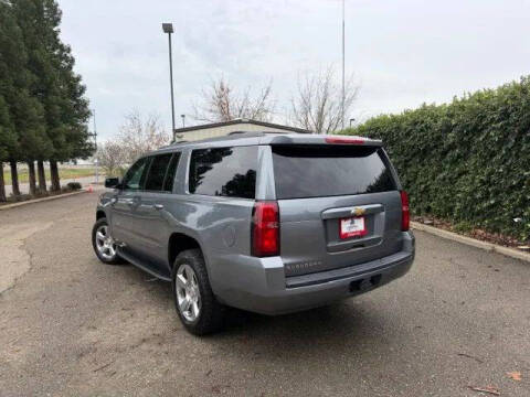 2018 Chevrolet Suburban LS